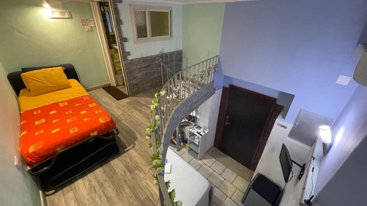 Loft 24 Bed & Breakfast Brindisi Ngoại thất bức ảnh